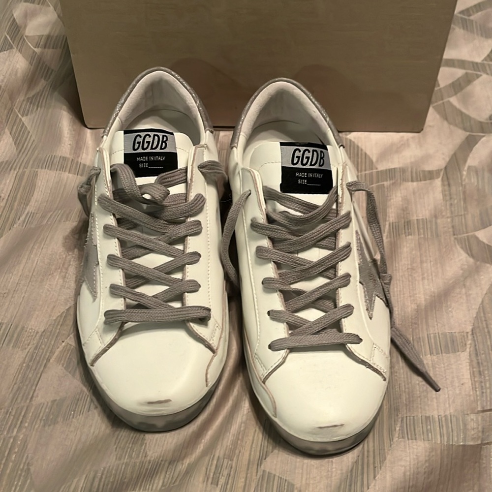 NWOT Golden Goose sneakers